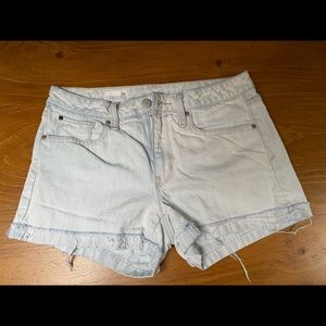 Gap size 26 shorts